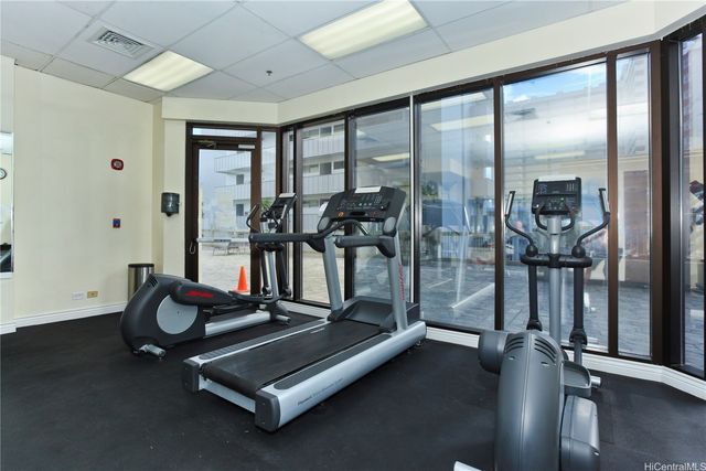 445 Seaside Avenue 2617, Honolulu, HI 96815