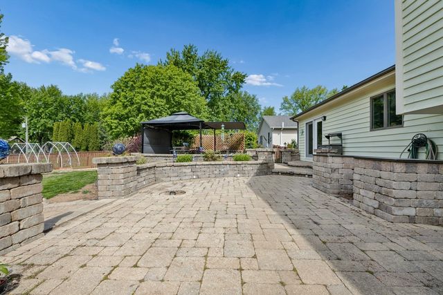 1351 Reva Lane, Lake Holiday, IL 60548