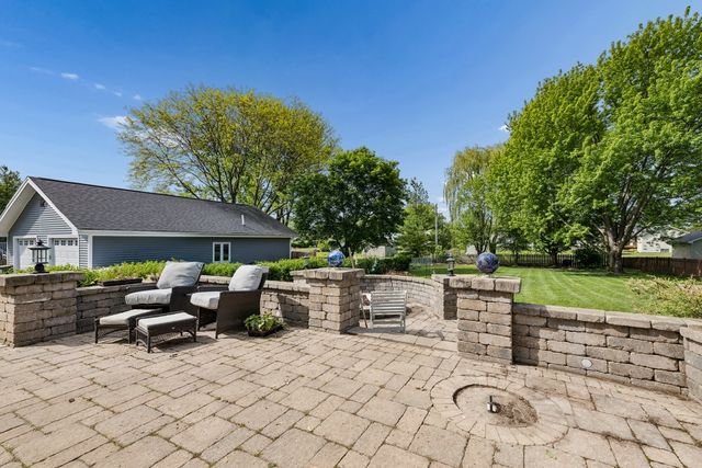 1351 Reva Lane, Lake Holiday, IL 60548