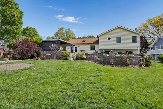 1351 Reva Lane, Lake Holiday, IL 60548