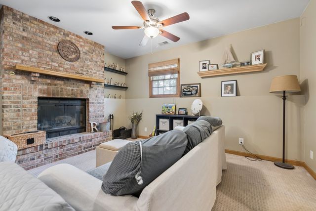 1351 Reva Lane, Lake Holiday, IL 60548
