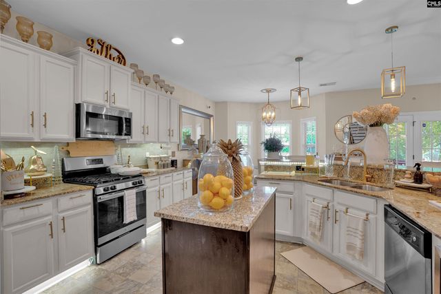 225 Lower Glen Circle, Blythewood, SC 29016