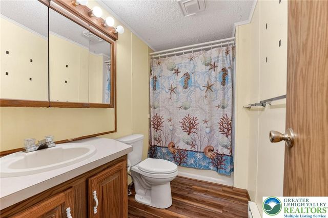 37 Stacey Drive, Lehigh Twp, PA 18088