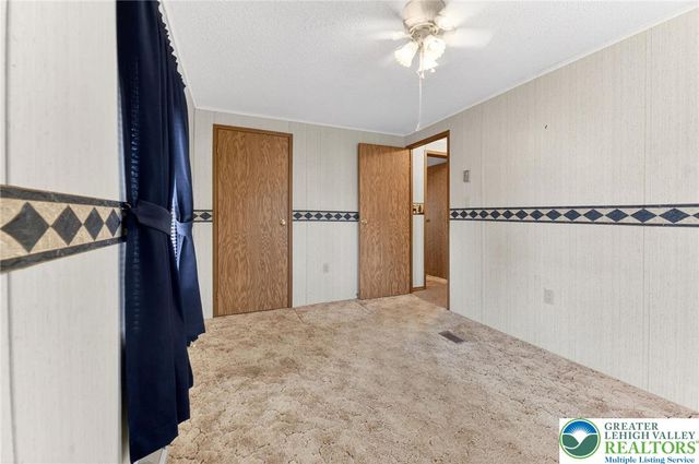 37 Stacey Drive, Lehigh Twp, PA 18088