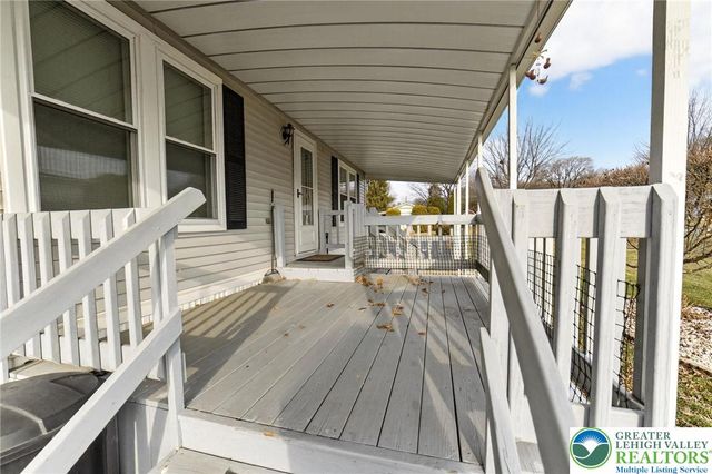 37 Stacey Drive, Lehigh Twp, PA 18088