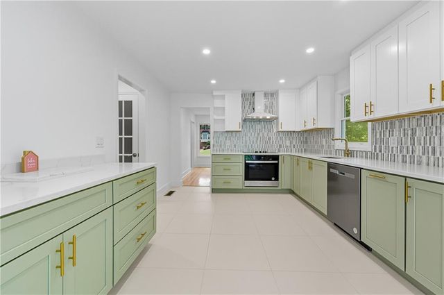 51 Queen Anne SE Drive, Mableton, GA 30126