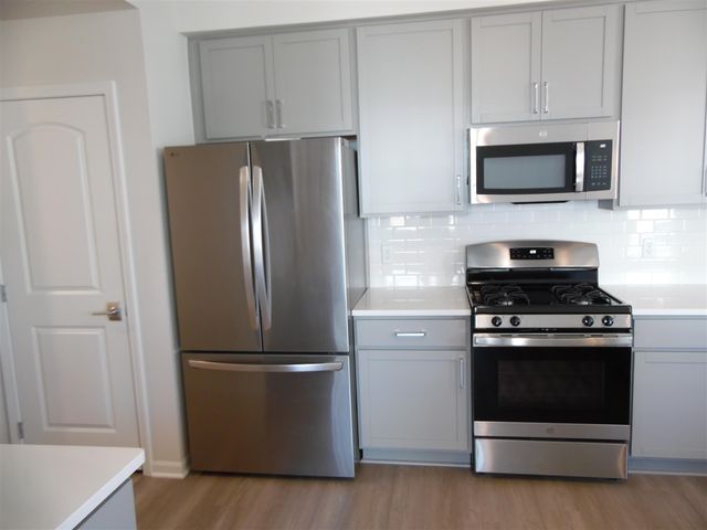 2201 Mill Lane, Saline, MI 48176