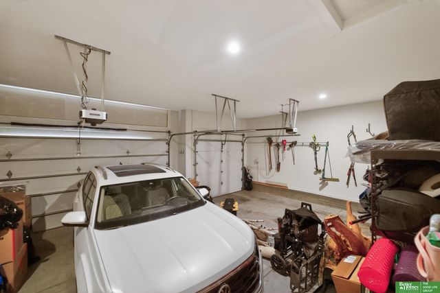 7660 N 167 Street, Bennington, NE 68007