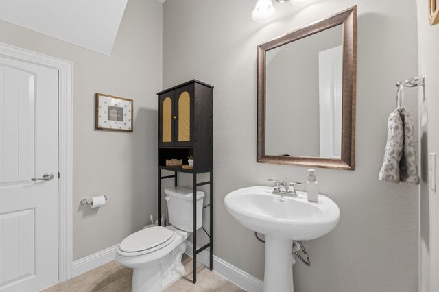1709 Fagan Street, Farmers Branch, TX 75234