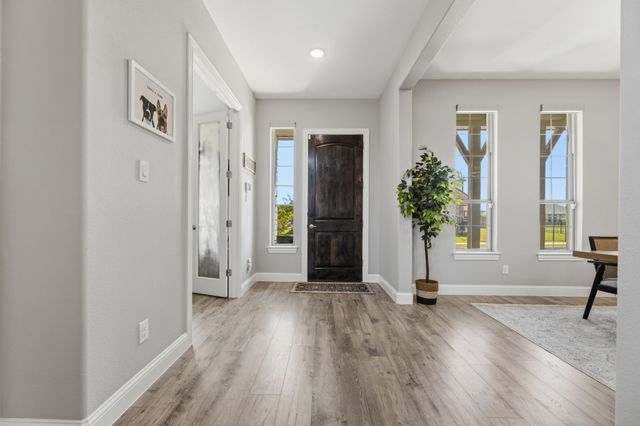 1709 Fagan Street, Farmers Branch, TX 75234