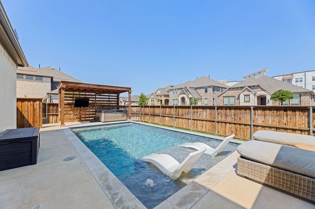 1709 Fagan Street, Farmers Branch, TX 75234