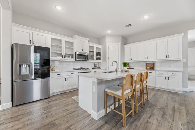 1709 Fagan Street, Farmers Branch, TX 75234