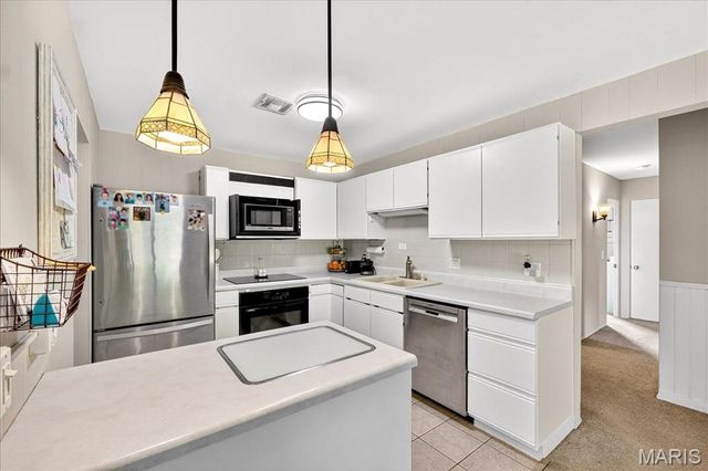 1659 Pepperwood Drive, St Louis, MO 63146
