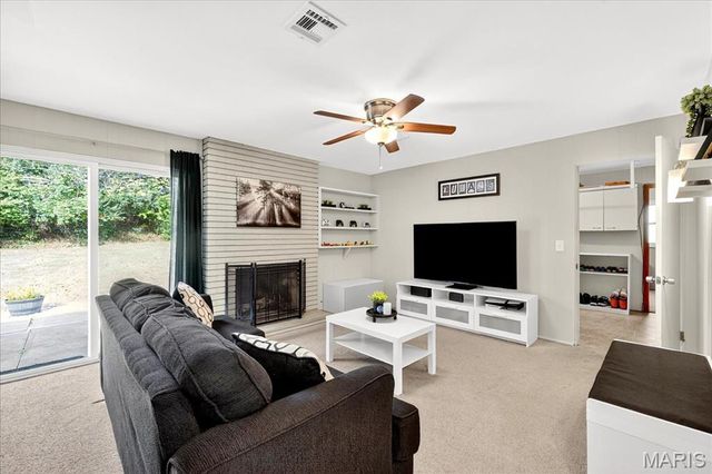 1659 Pepperwood Drive, St Louis, MO 63146