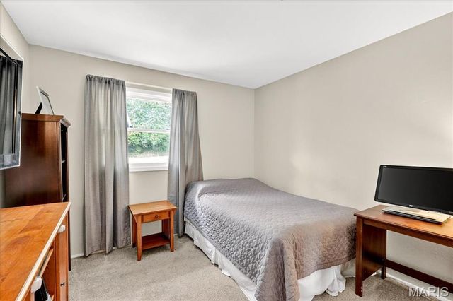 1659 Pepperwood Drive, St Louis, MO 63146