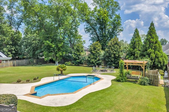 121 Bridgeway Drive, Warner Robins, GA 31088