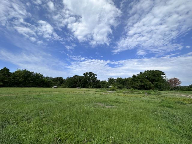 2096 Fm 21, Pittsburg, TX 75686