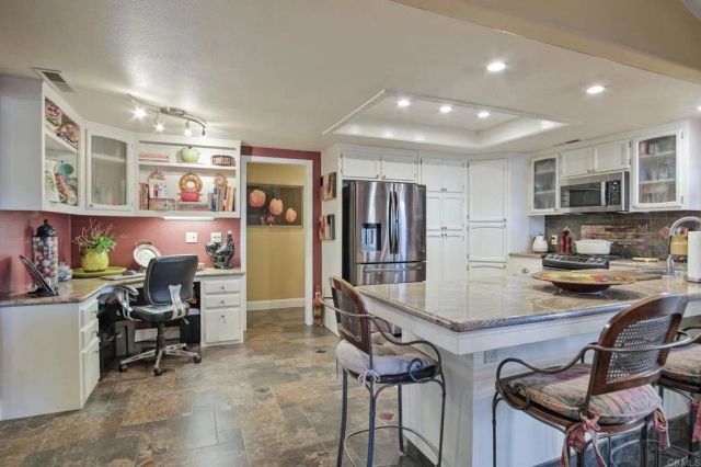 3629 N Lake Road, Merced, CA 95340