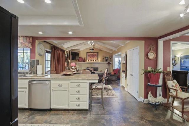 3629 N Lake Road, Merced, CA 95340