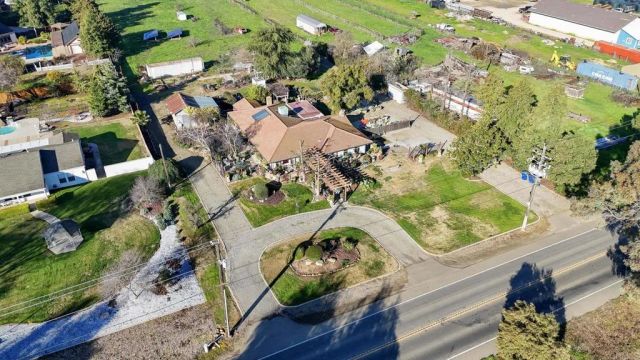 3629 N Lake Road, Merced, CA 95340