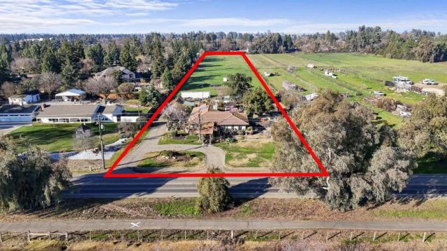 3629 N Lake Road, Merced, CA 95340