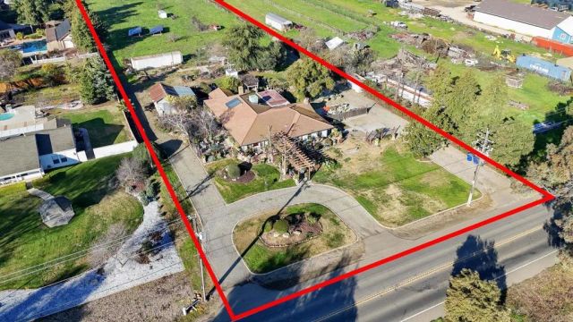 3629 N Lake Road, Merced, CA 95340