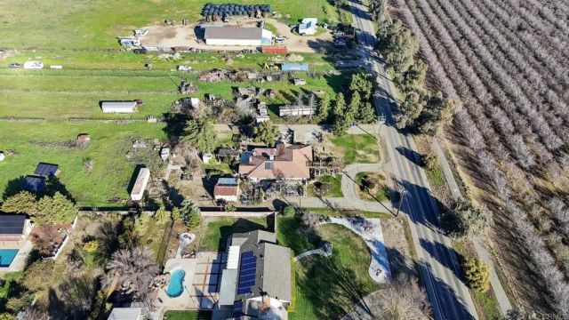 3629 N Lake Road, Merced, CA 95340