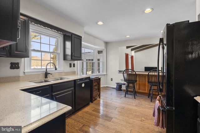 16424 MONTECREST LN, Gaithersburg, MD 20878