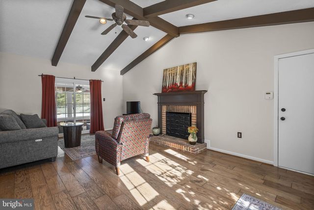 16424 MONTECREST LN, Gaithersburg, MD 20878