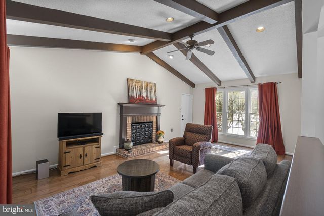 16424 MONTECREST LN, Gaithersburg, MD 20878