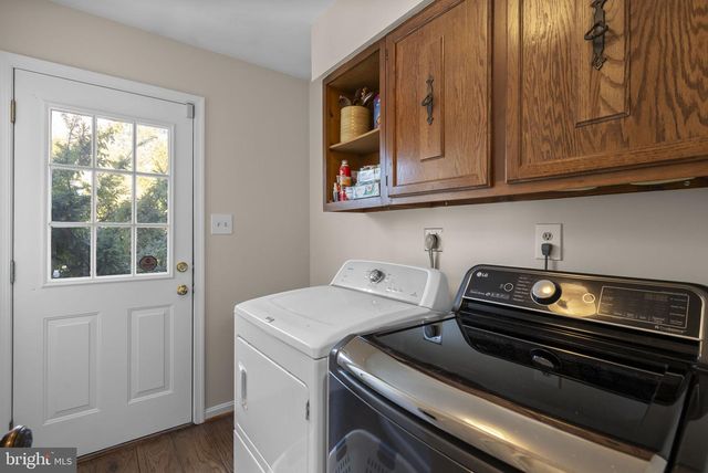 16424 MONTECREST LN, Gaithersburg, MD 20878