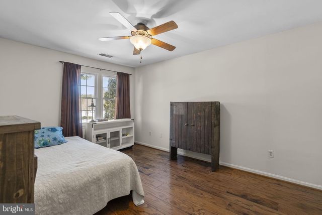 16424 MONTECREST LN, Gaithersburg, MD 20878