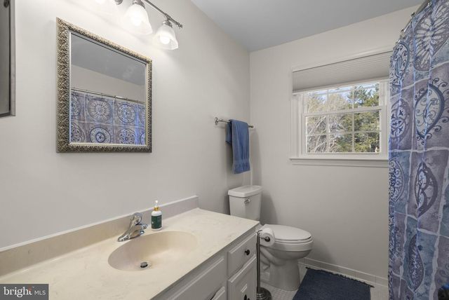 16424 MONTECREST LN, Gaithersburg, MD 20878