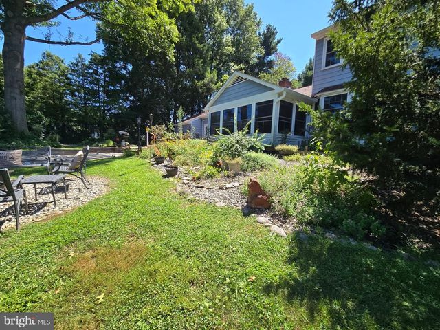 16424 MONTECREST LN, Gaithersburg, MD 20878