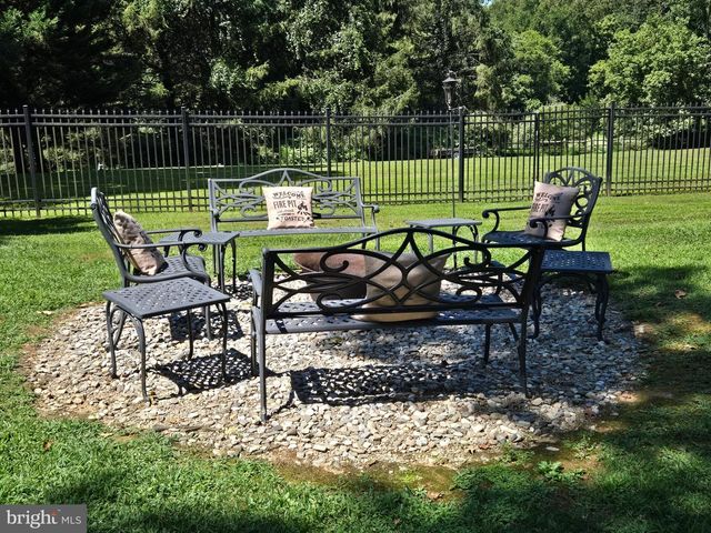 16424 MONTECREST LN, Gaithersburg, MD 20878