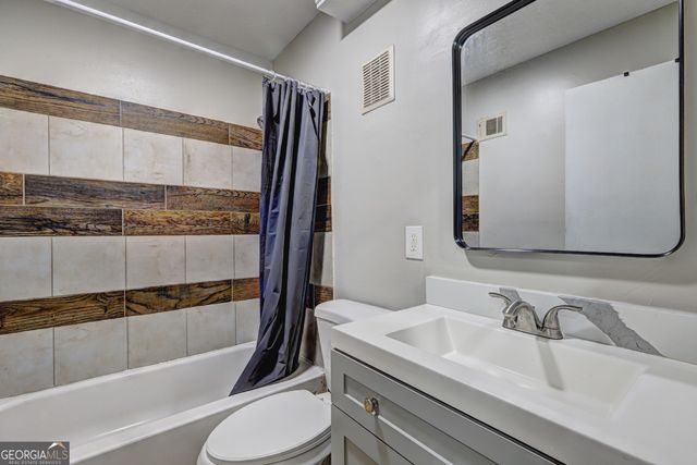 738 Dunaire Way, Jonesboro, GA 30238