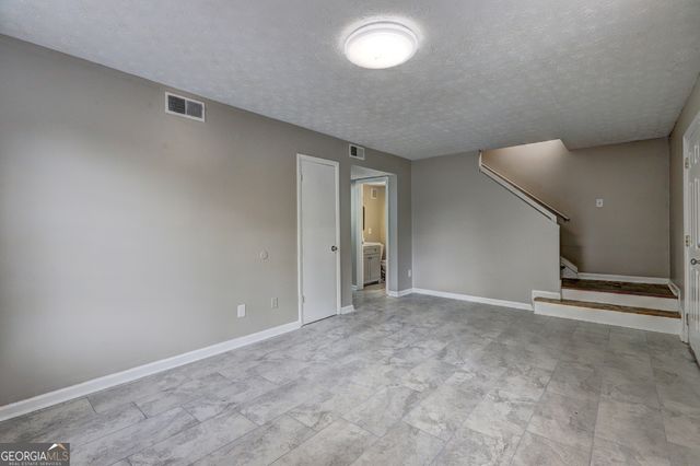 738 Dunaire Way, Jonesboro, GA 30238