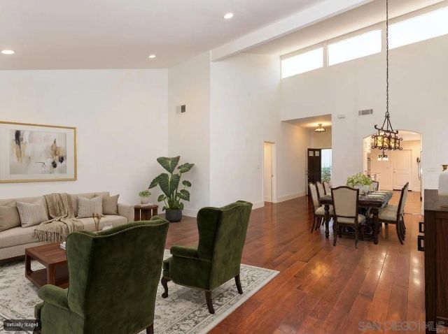 5629 Caminito Isla, La Jolla, CA 92037