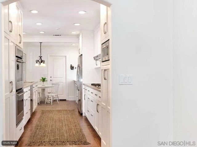 5629 Caminito Isla, La Jolla, CA 92037