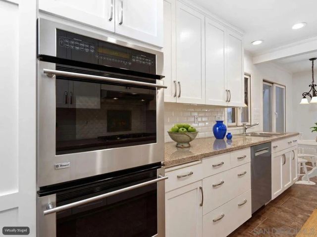 5629 Caminito Isla, La Jolla, CA 92037