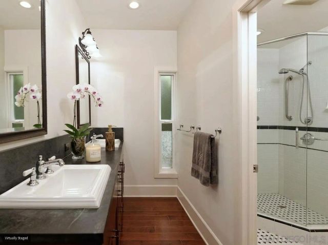 5629 Caminito Isla, La Jolla, CA 92037