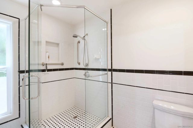 5629 Caminito Isla, La Jolla, CA 92037