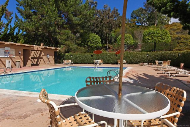 5629 Caminito Isla, La Jolla, CA 92037