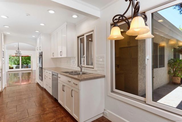 5629 Caminito Isla, La Jolla, CA 92037