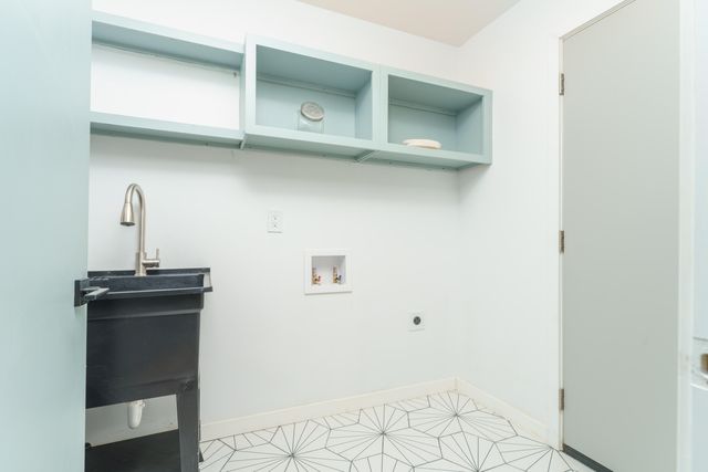 333 Riverview Drive, Ann Arbor, MI 48104