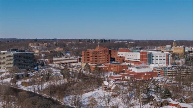 333 Riverview Drive, Ann Arbor, MI 48104