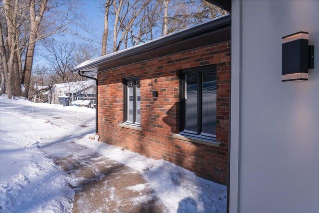333 Riverview Drive, Ann Arbor, MI 48104