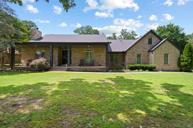 2515 Shasten Street, Grove, OK 74344