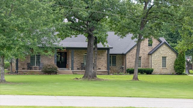 2515 Shasten Street, Grove, OK 74344