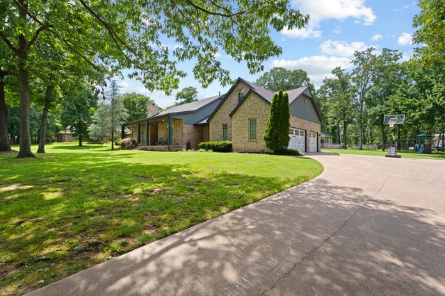 2515 Shasten Street, Grove, OK 74344